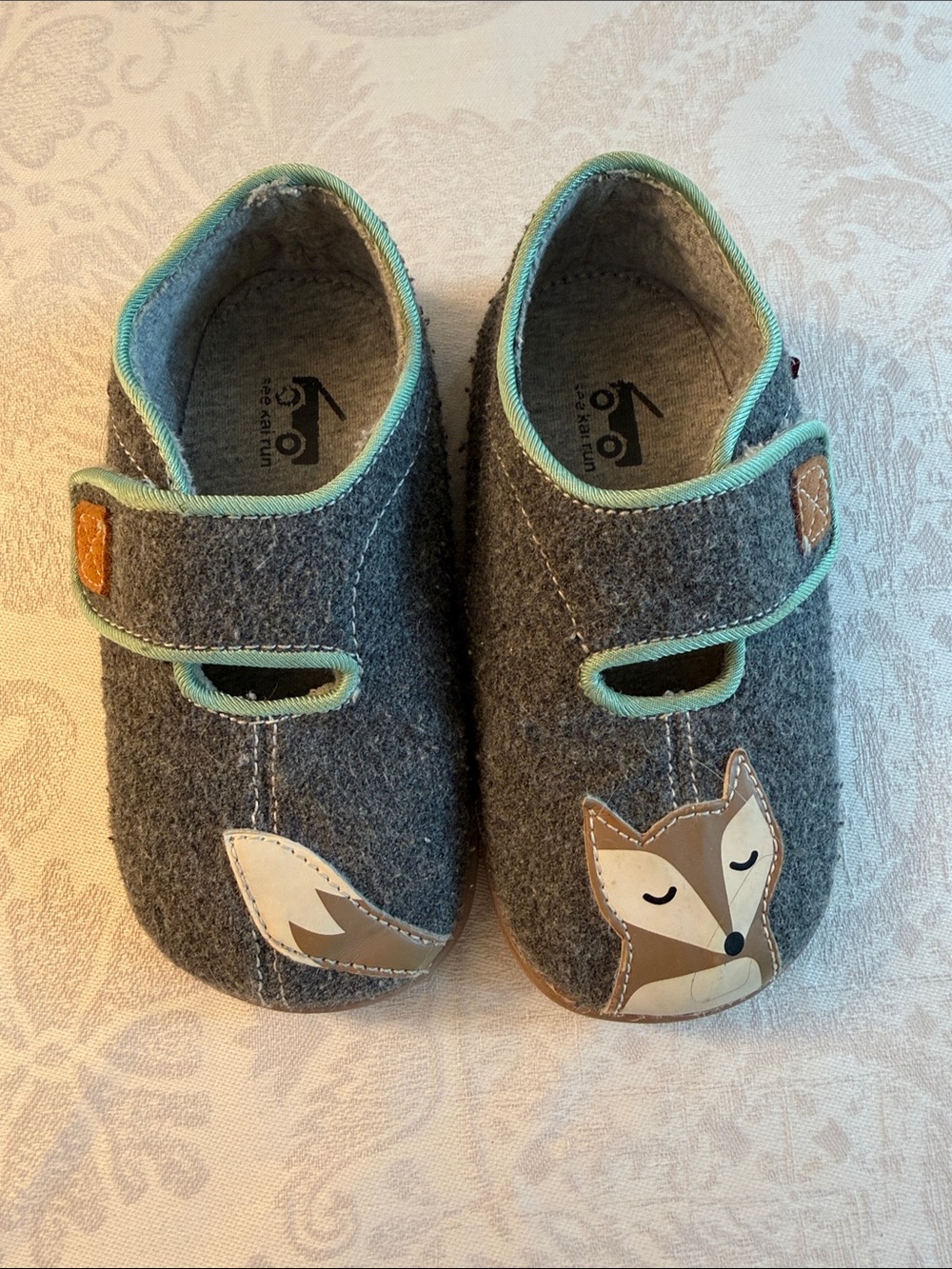 See Kai Run Gray Felt Slip-On Shoes with Mint Trim and Fox Applique